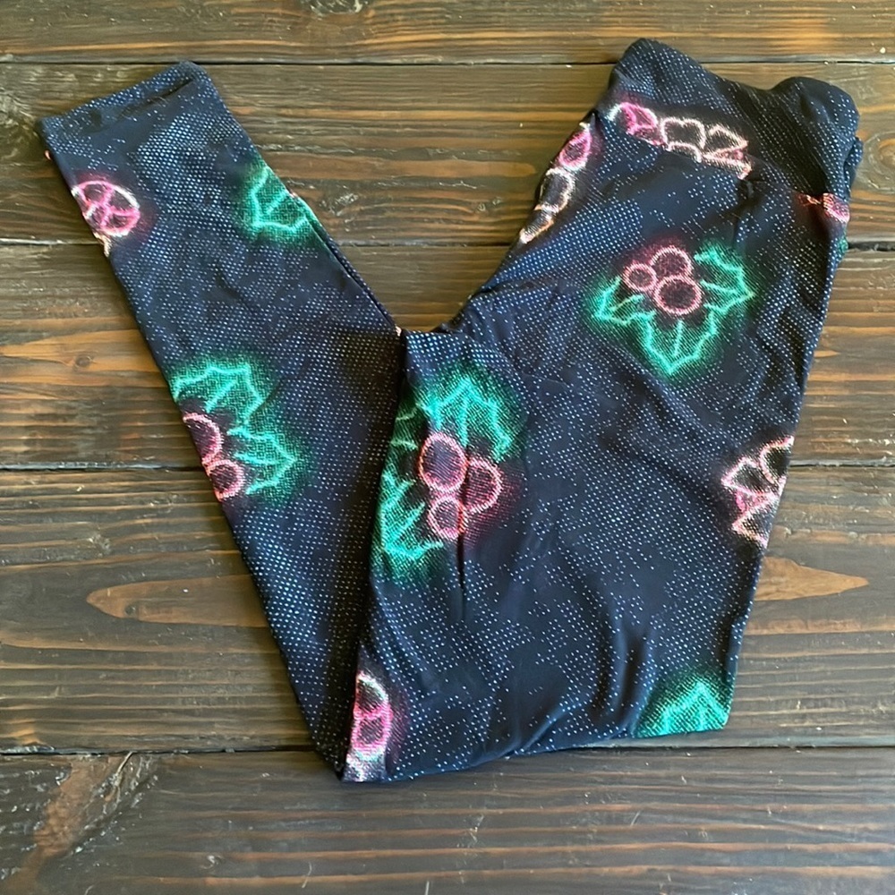 OS‎ NWOT LuLaRoe Leggings EE14 5556